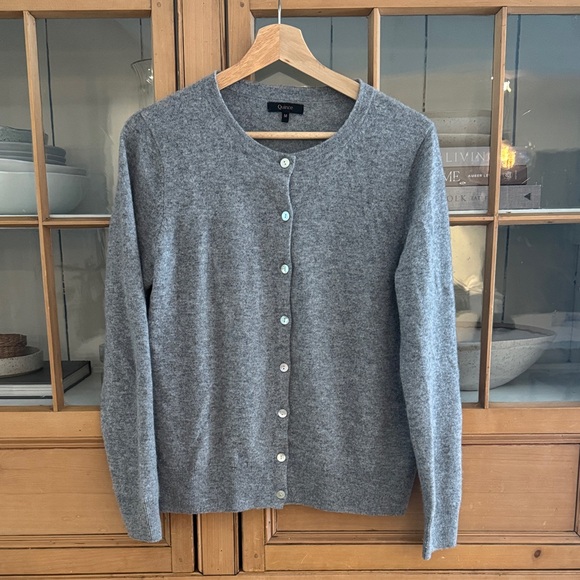 Quince Sweaters - Excellent Condition Quince Mongolian Cashmere Cardigan sz M